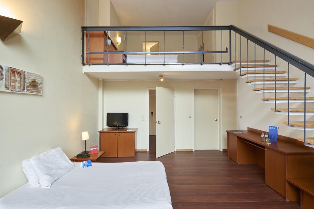 Hotel Brussel Buitenkant foto