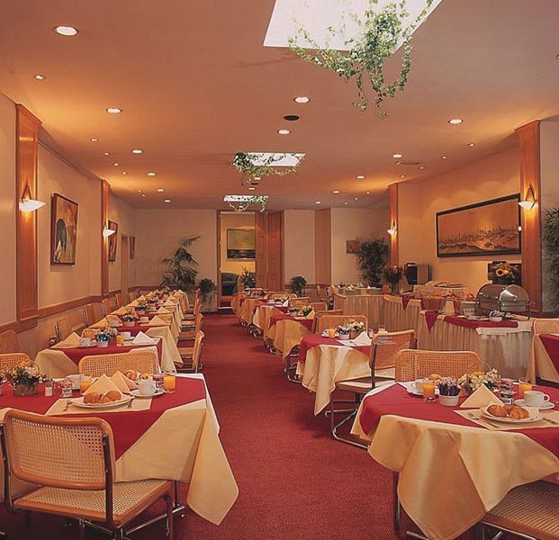 Hotel Brussel Restaurant foto
