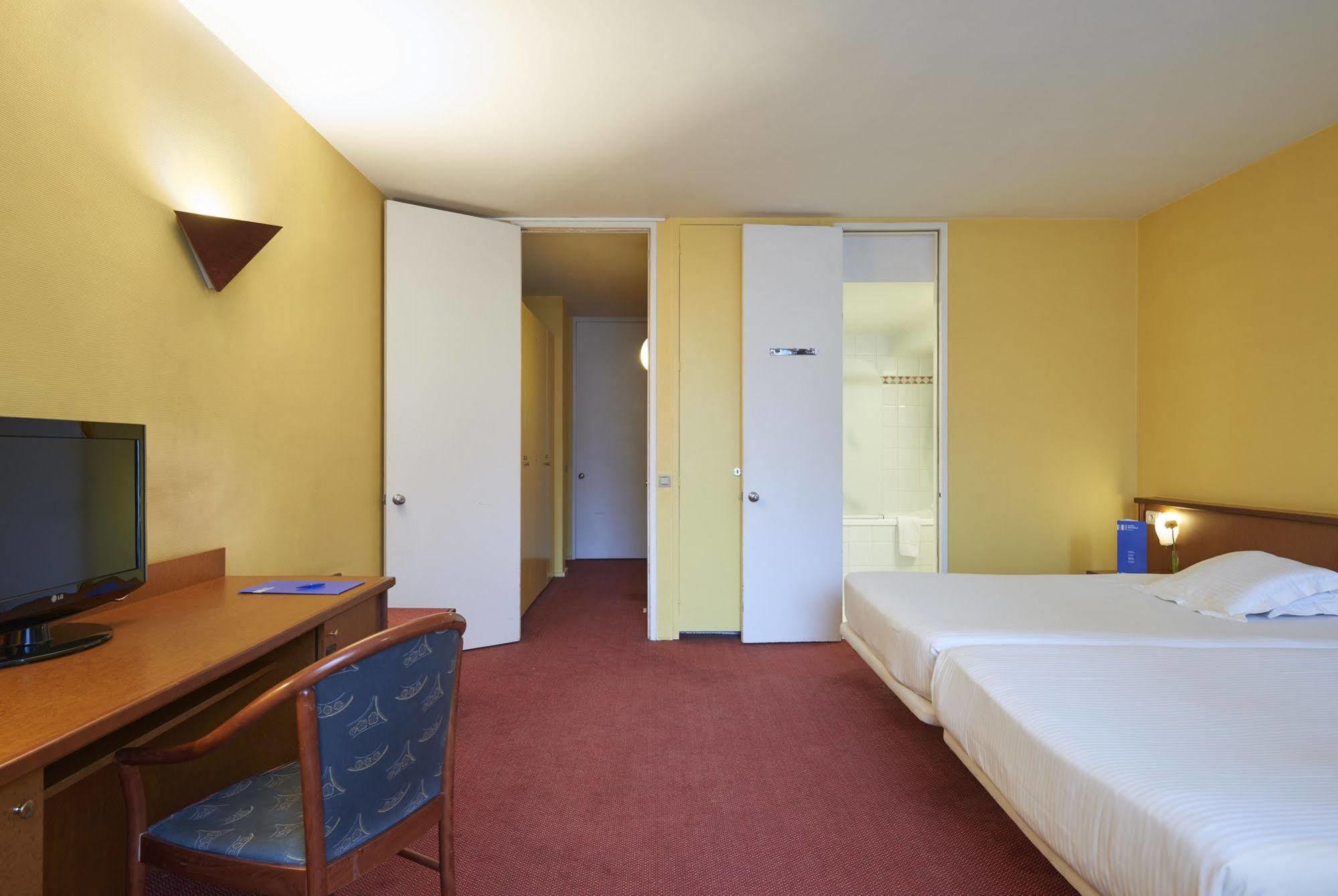 Hotel Brussel Buitenkant foto